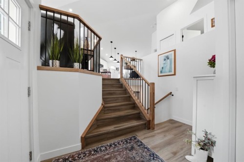 355 Duston Street, Red Deer, AB - Indoor Photo Showing Other Room