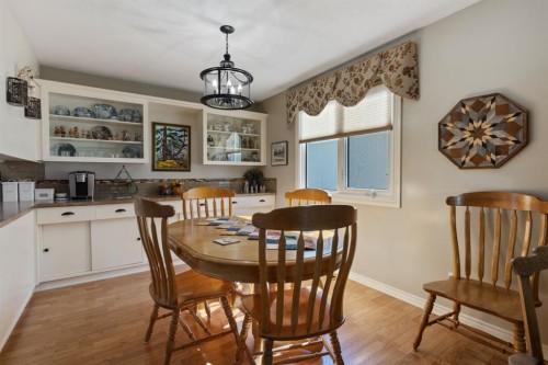 4609 45 Street, Camrose, AB - Indoor Photo Showing Dining Room
