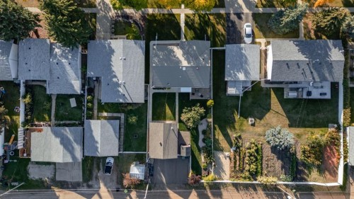 4609 45 Street, Camrose, AB - Outdoor