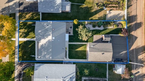 4609 45 Street, Camrose, AB - Outdoor