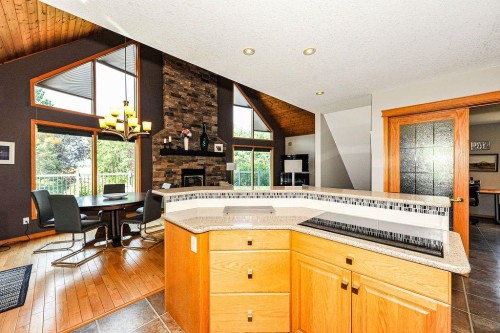 46237 Rr 202, Rural Camrose County, AB - Indoor Photo Showing Kitchen