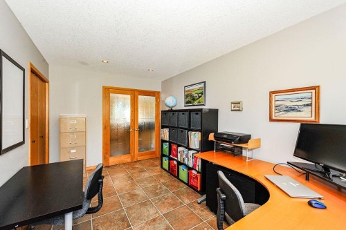 46237 Rr 202, Rural Camrose County, AB - Indoor Photo Showing Office