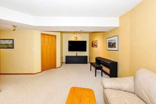 46237 Rr 202, Rural Camrose County, AB - Indoor