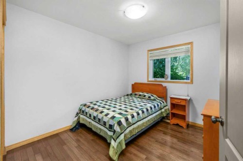34 Duffield Avenue, Red Deer, AB - Indoor Photo Showing Bedroom