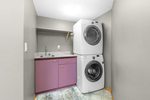 34 Duffield Avenue, Red Deer, AB - Indoor Photo Showing Laundry Room