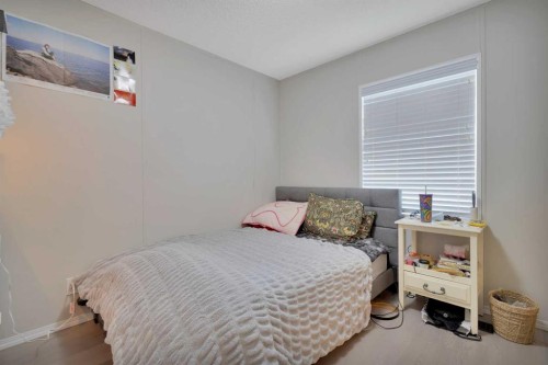 43 Parkside Drive, Red Deer, AB 