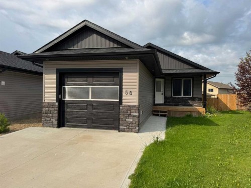 58 Ranchers Close, Lacombe, AB - Outdoor