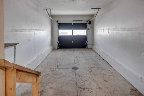 58 Ranchers Close, Lacombe, AB - Indoor Photo Showing Garage
