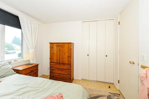 6314 44A Avenue, Camrose, AB - Indoor Photo Showing Bedroom