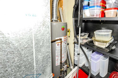 6314 44A Avenue, Camrose, AB - Indoor Photo Showing Basement