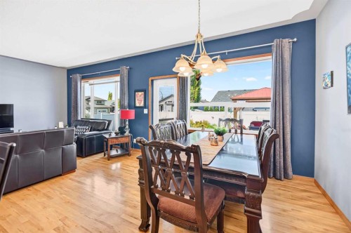 431-400 Ramage Close, Red Deer, AB - Indoor Photo Showing Dining Room