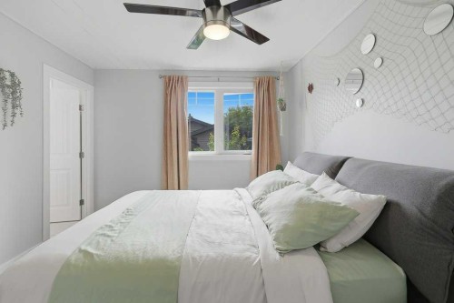 49 Macfarlane Avenue, Red Deer, AB - Indoor Photo Showing Bedroom