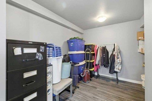 49 Macfarlane Avenue, Red Deer, AB - Indoor Photo Showing Other Room