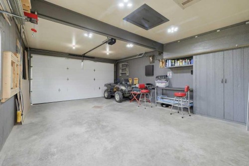 49 Macfarlane Avenue, Red Deer, AB - Indoor Photo Showing Garage