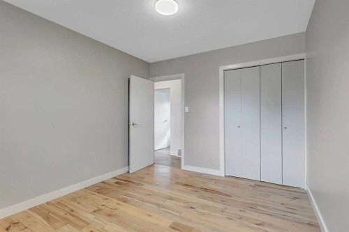 3918 37 Avenue, Red Deer, AB - Indoor Photo Showing Other Room