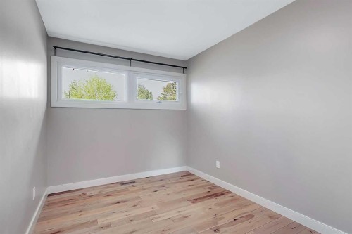 3918 37 Avenue, Red Deer, AB - Indoor Photo Showing Other Room