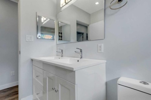 3918 37 Avenue, Red Deer, AB - Indoor Photo Showing Bathroom
