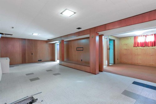 3918 37 Avenue, Red Deer, AB - Indoor