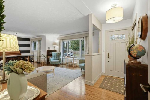 3501 Spruce Drive, Red Deer, AB - Indoor