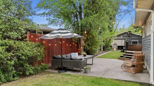 3501 Spruce Drive, Red Deer, AB - Outdoor