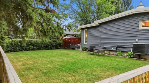 3501 Spruce Drive, Red Deer, AB - Outdoor