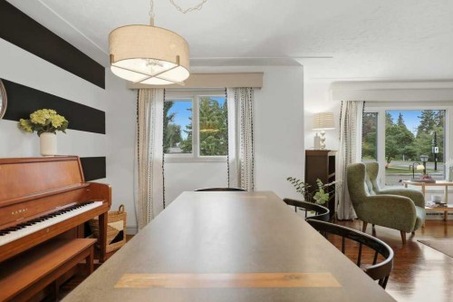3501 Spruce Drive, Red Deer, AB - Indoor