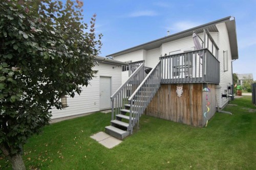 98 Duval Crescent, Red Deer, AB - Outdoor