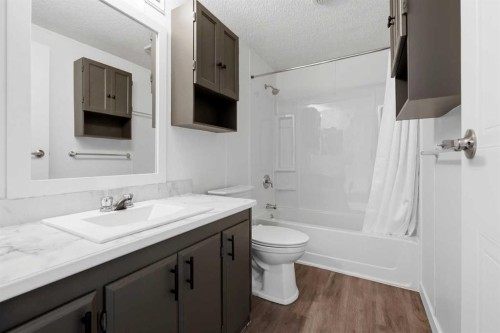6960 63 Avenue, Red Deer, AB 