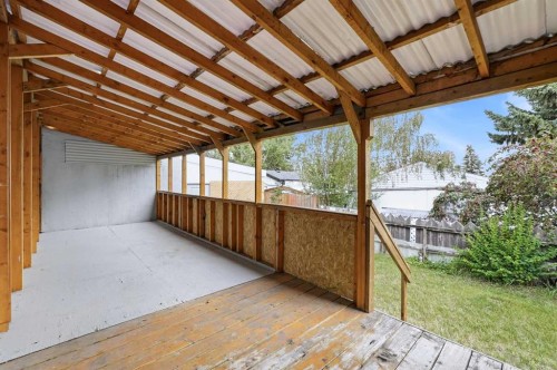 6960 63 Avenue, Red Deer, AB 