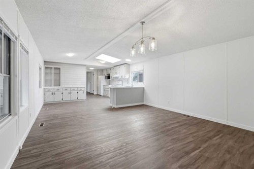 6960 63 Avenue, Red Deer, AB 