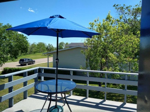 5118 Alexander Avenue, Coronation, AB - Outdoor