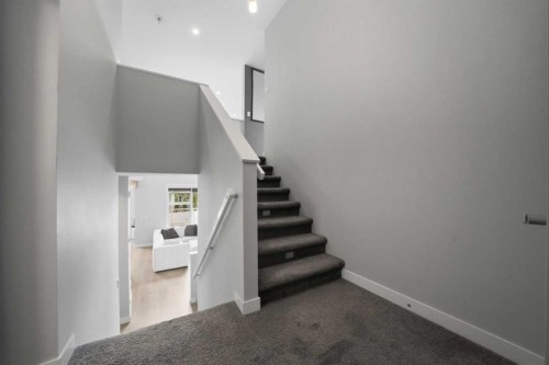 102 Longmire Close, Red Deer, AB - Indoor Photo Showing Other Room