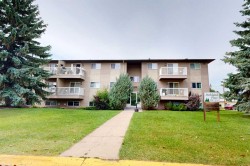 206-4808 45 Street Stettler, AB T4K 0A1