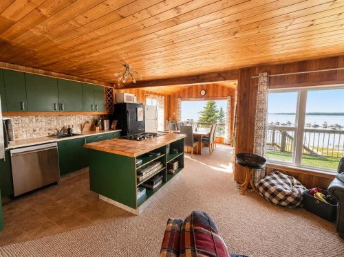 745 Elk Street, Sunbreaker Cove, AB 