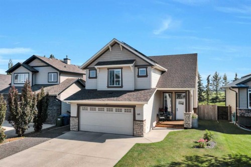 96 Valentine Crescent, Red Deer, AB - Outdoor With Facade