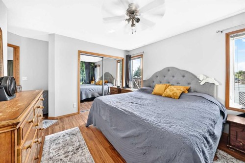 78 Drummond Avenue, Red Deer, AB - Indoor Photo Showing Bedroom