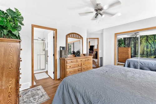 78 Drummond Avenue, Red Deer, AB - Indoor Photo Showing Bedroom