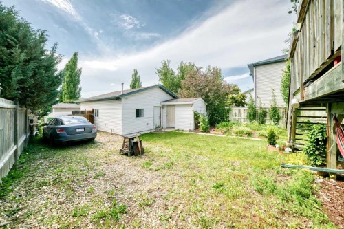 78 Drummond Avenue, Red Deer, AB - Outdoor