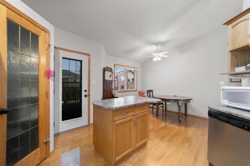 6308 30 Avenue, Camrose, AB - Indoor Photo Showing Kitchen