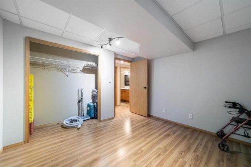 6308 30 Avenue, Camrose, AB - Indoor