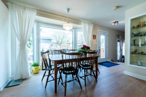 19 Maxwell Avenue, Red Deer, AB - Indoor Photo Showing Dining Room