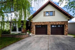 19 Maxwell Avenue Red Deer, AB T4R 1P3