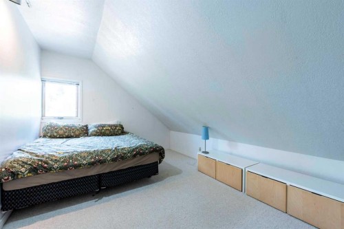 19 Maxwell Avenue, Red Deer, AB - Indoor Photo Showing Bedroom