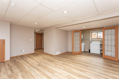 22 Bruns Crescent, Lacombe, AB - Indoor Photo Showing Other Room