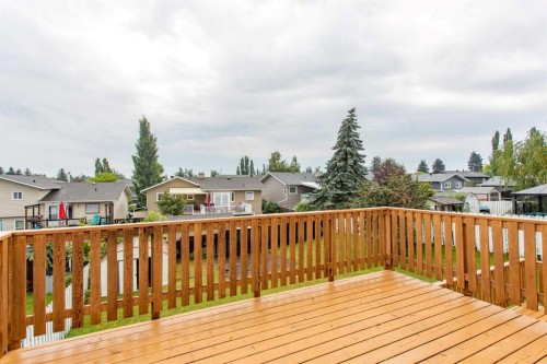 22 Bruns Crescent, Lacombe, AB - Outdoor With Deck Patio Veranda