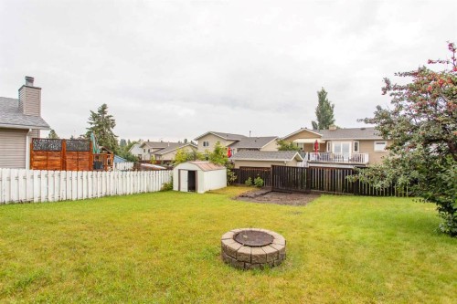 22 Bruns Crescent, Lacombe, AB - Outdoor With Deck Patio Veranda