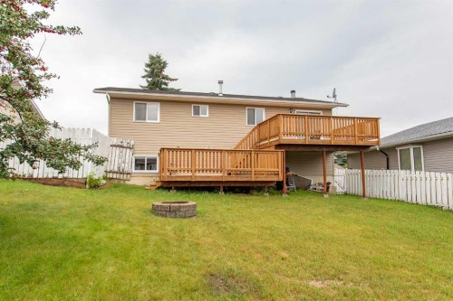 22 Bruns Crescent, Lacombe, AB - Outdoor With Deck Patio Veranda With Exterior