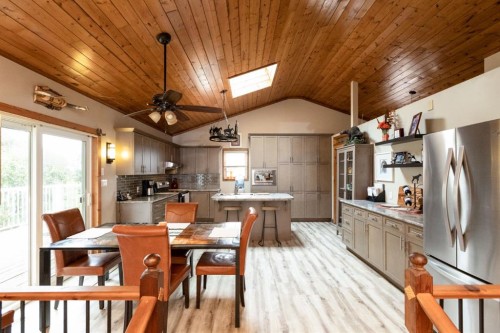 3411 Highway 54, Rural Red Deer County, AB - Indoor