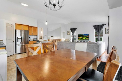 70 Garden Road, Lacombe, AB - Indoor Photo Showing Dining Room