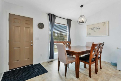 70 Garden Road, Lacombe, AB - Indoor Photo Showing Dining Room
